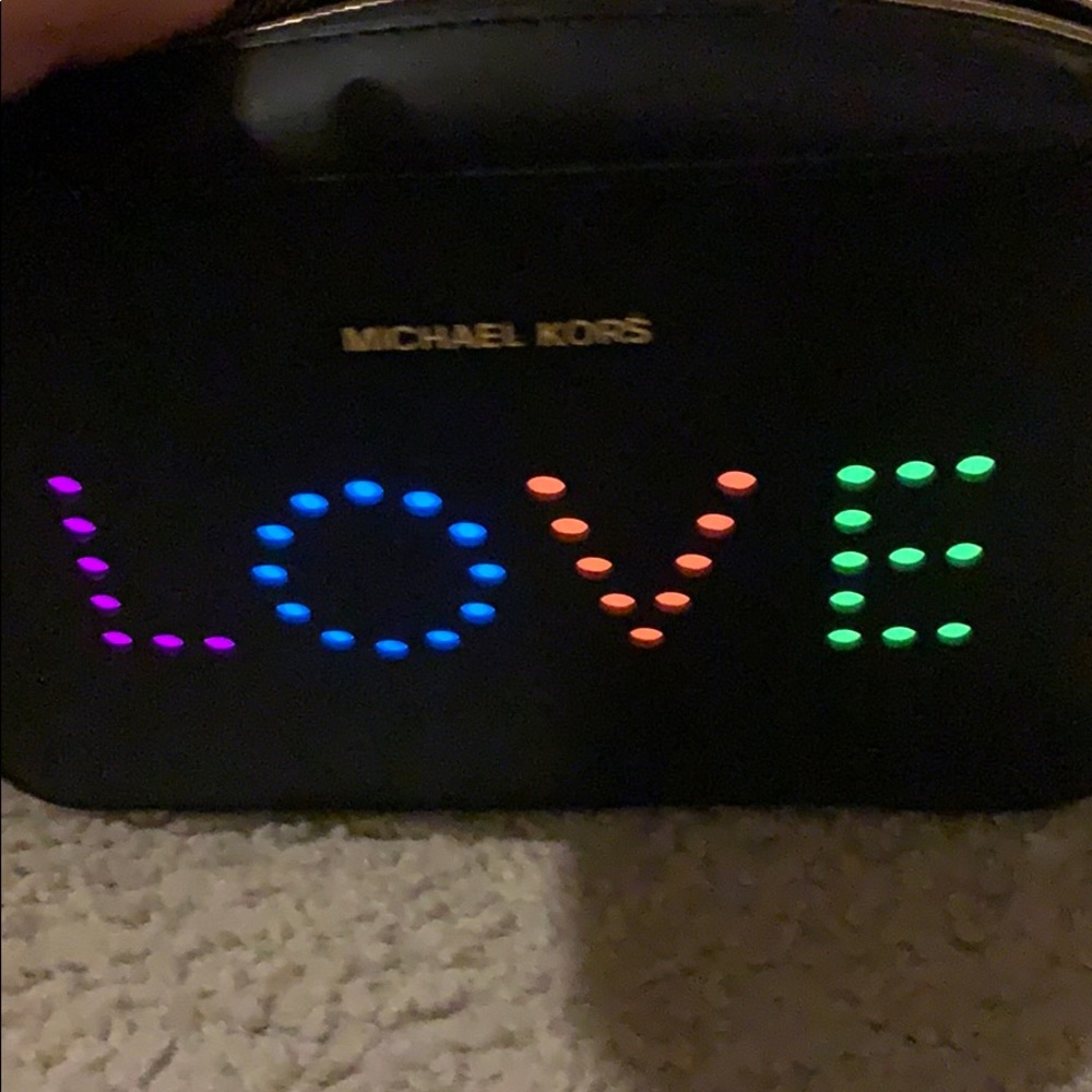 MK NEW PURSE LIGHTS UP